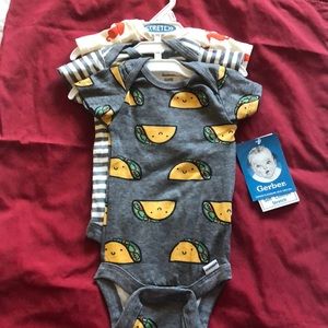 Gerber onesies. Tacos. 0-3months. Brand new.